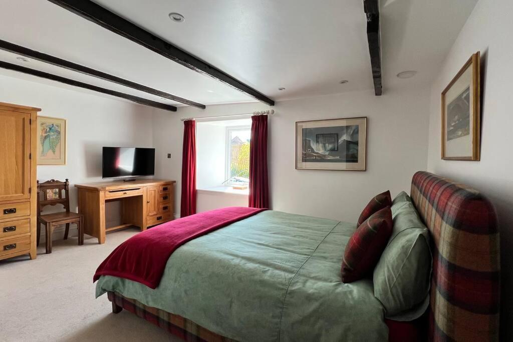 Shorepark - Waterfront Cottage With Stunning Views ダンフリーズ エクステリア 写真