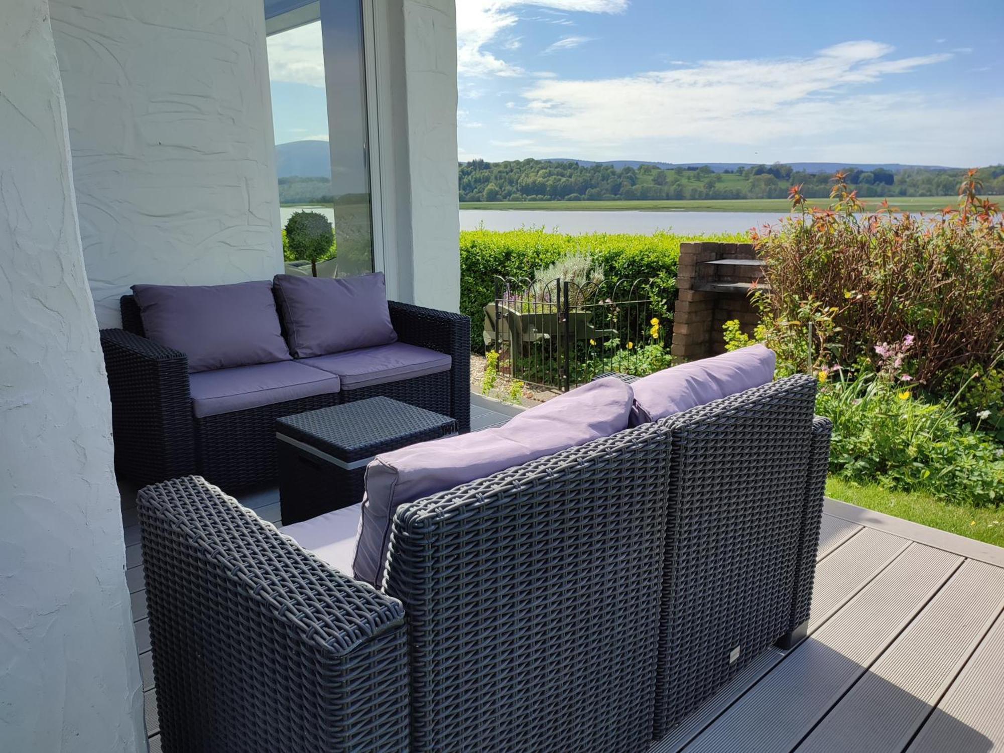 Shorepark - Waterfront Cottage With Stunning Views ダンフリーズ エクステリア 写真